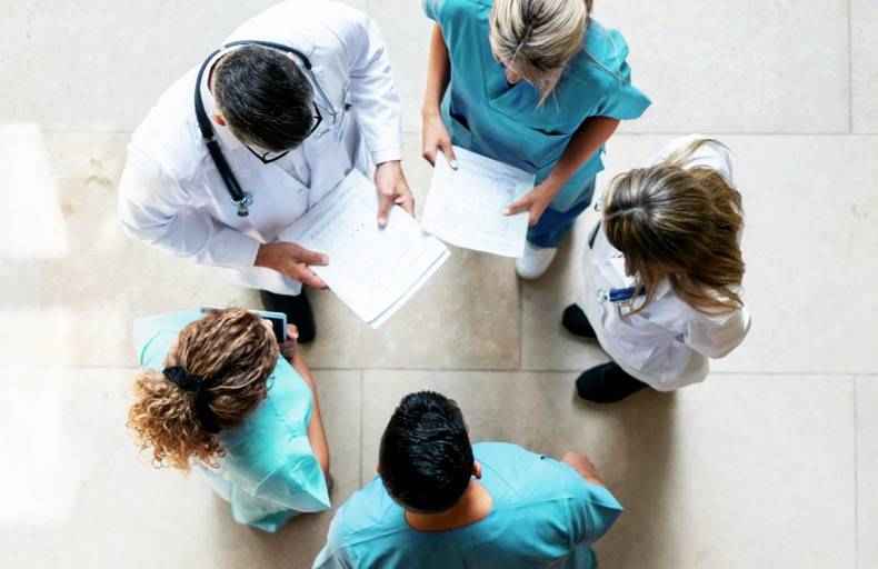 Trabaja con nosotros