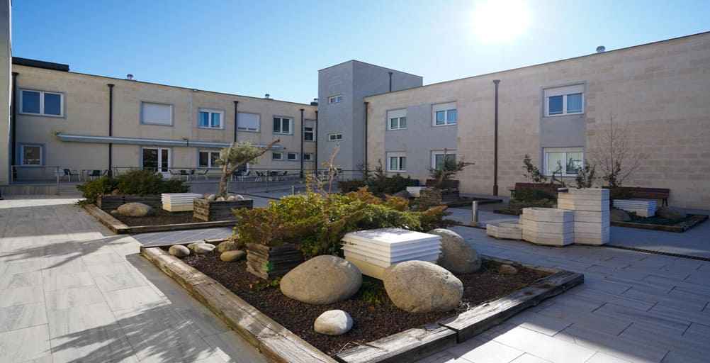 Caser Residencial Laguna
