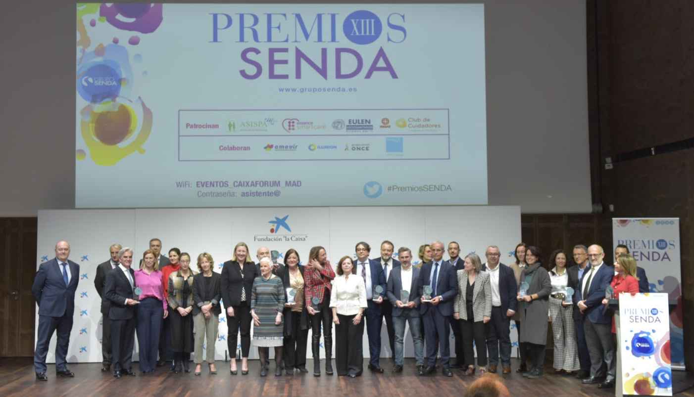 Valentín García recoge el premio SENDA al profesional del sector